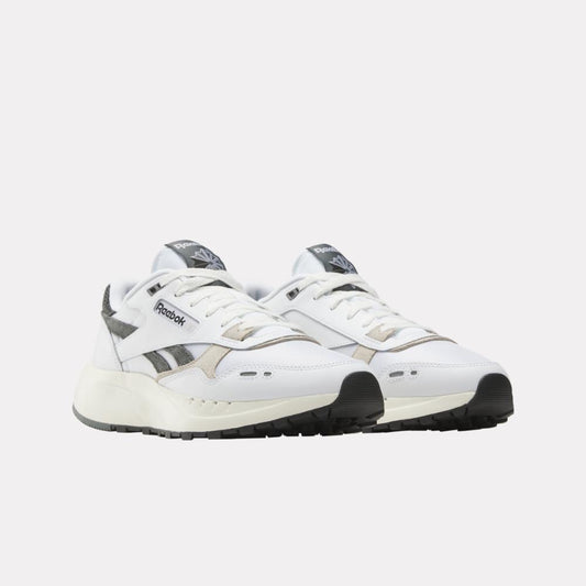 Reebok Footwear Men Classic Leather 2400 Shoes WHITE/GREY 5/VINTAGE CHALK