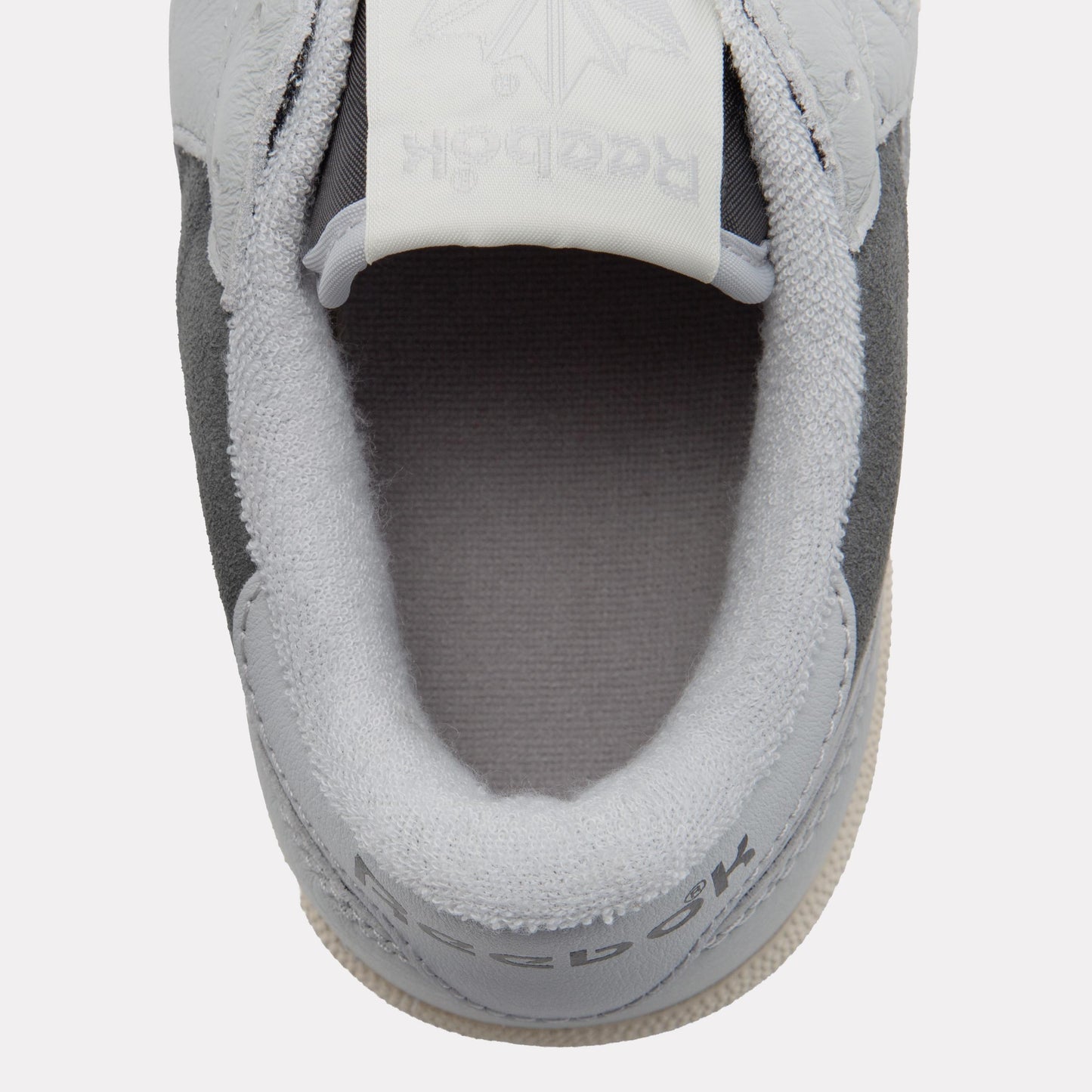 Reebok Footwear Men Club C Revenge Vintage Shoes WASHEDBLACK/GREY1/VINTAGECHALK