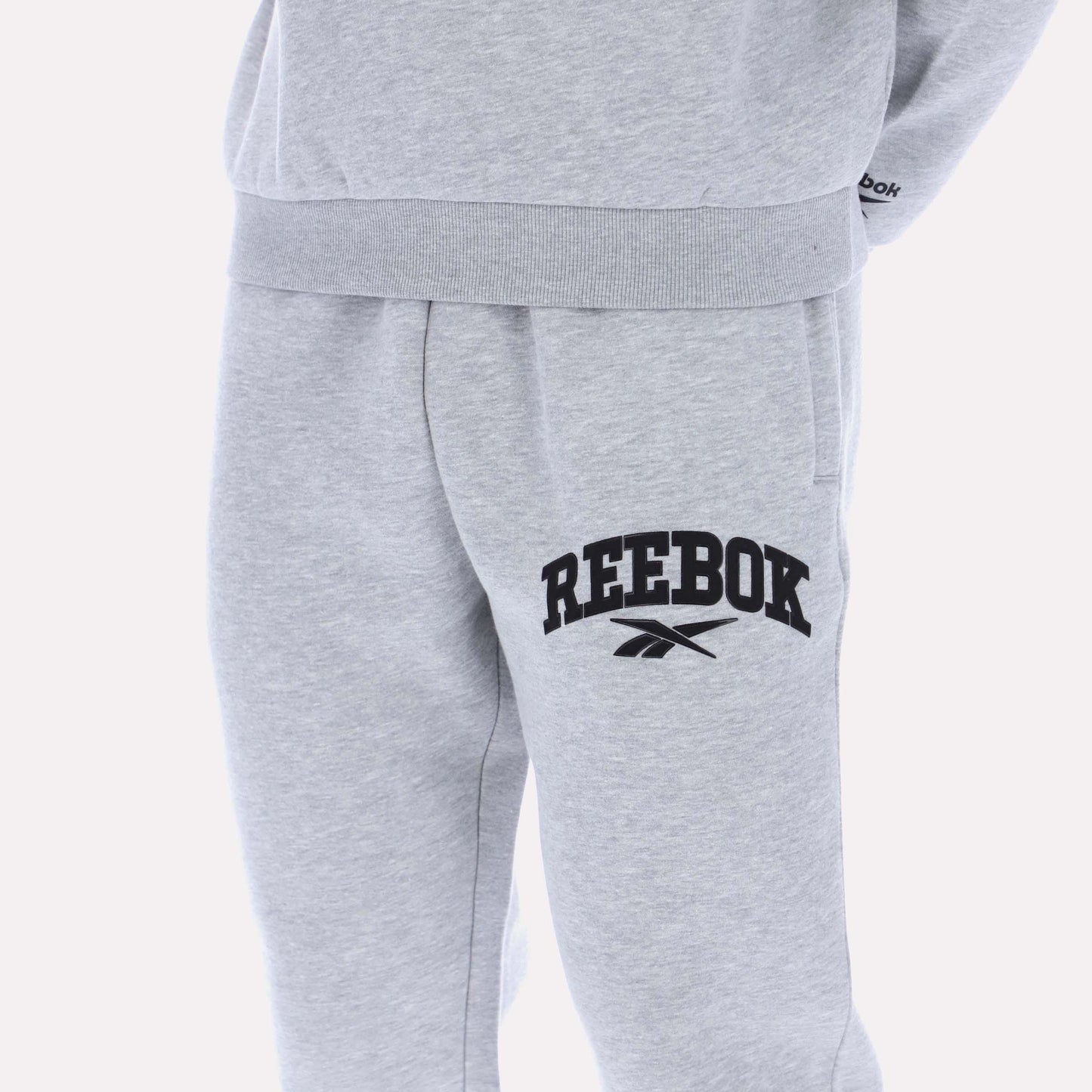 Reebok Apparel Men Classics Varsity Graphic Joggers LIGHT GREY MARL