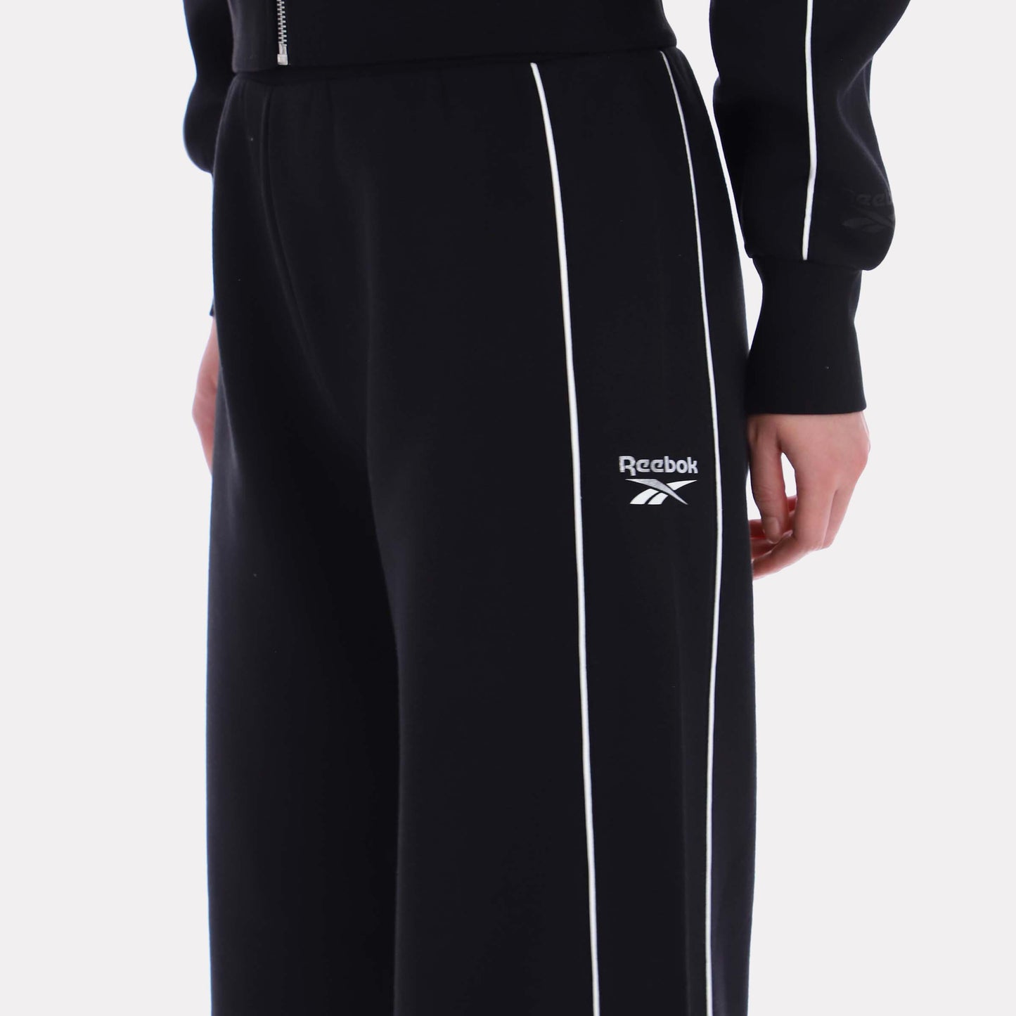 Reebok Apparel Women Off-Duty Wide-Leg Pants BLACK