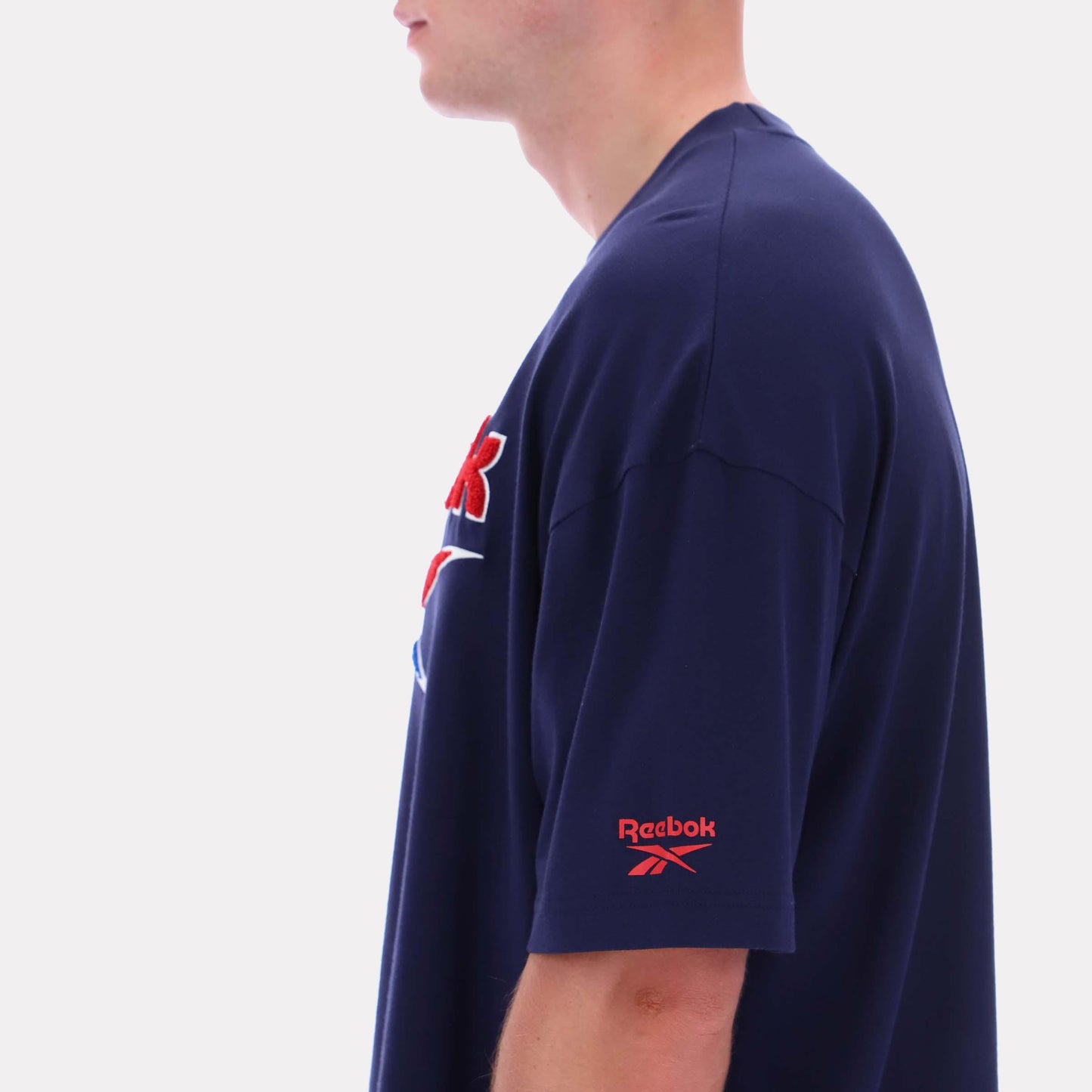 Reebok Apparel Men Reebok Varsity Graphic T-Shirt VECTOR NAVY