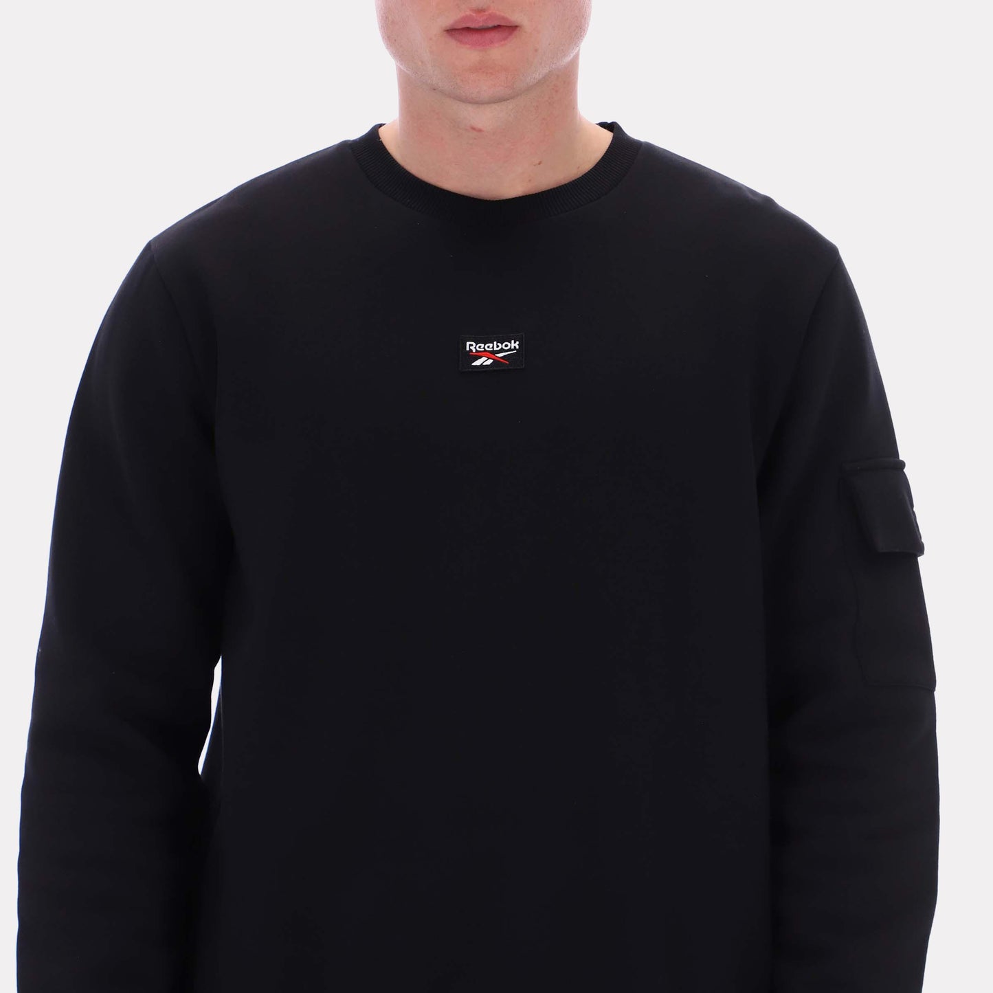 Reebok Apparel Men Reebok Essential Logo Sweatshirt BLACK