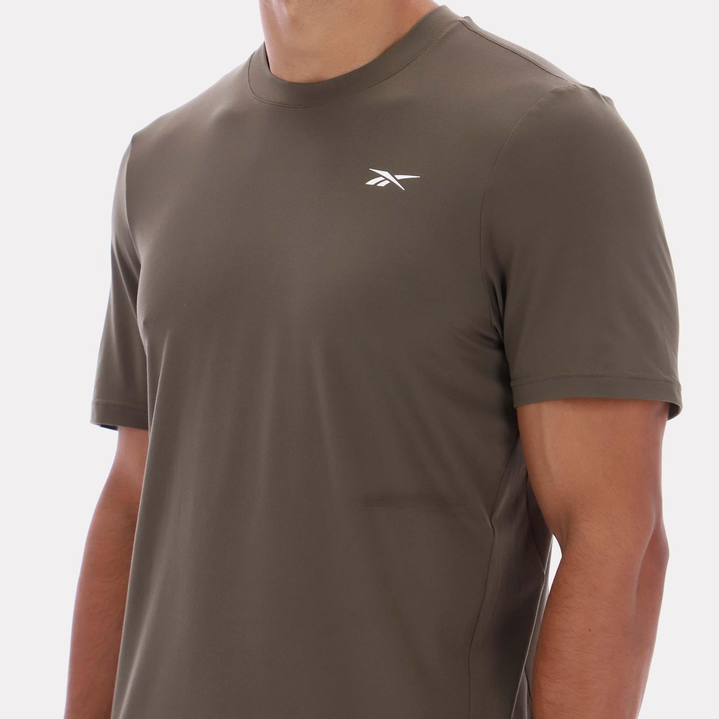 Reebok Apparel Men Core Move T-Shirt ARMY GREEN
