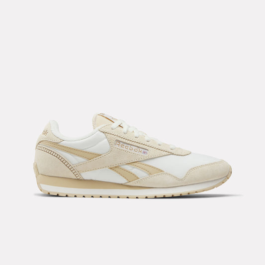 REEBOK FOOTWEAR WOMEN Classic AZ Shoes CHALK/SIMPLEBEIGE/GINGERROOT