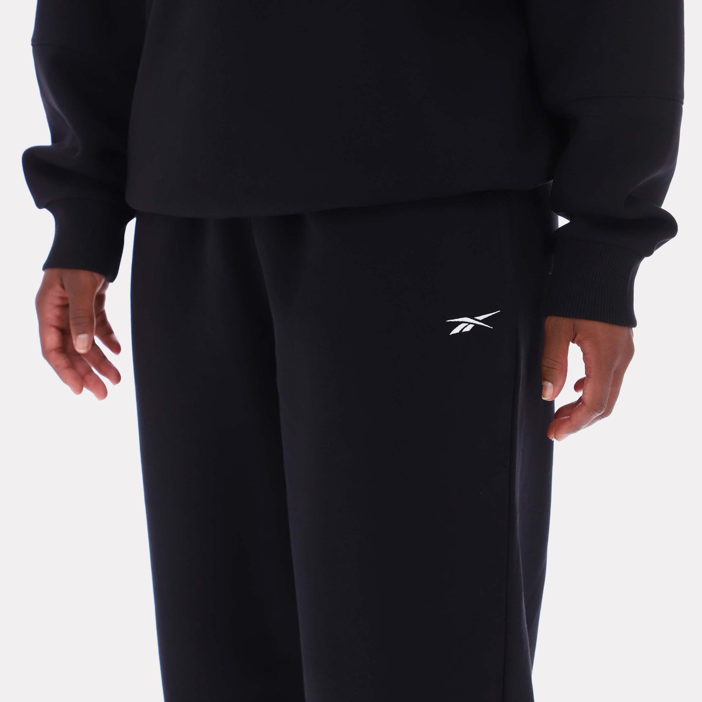 Reebok Apparel Women Lux Fleece Sweatpant BLACK