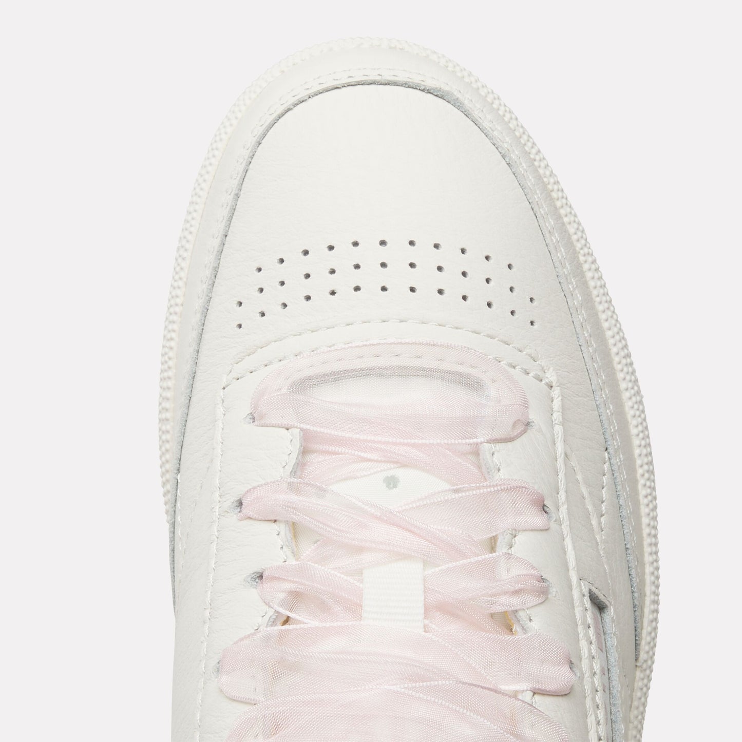 REEBOK FOOTWEAR WOMEN Club C 85 Vintage Shoes CHALK/ELEMENTALPINK/GUM
