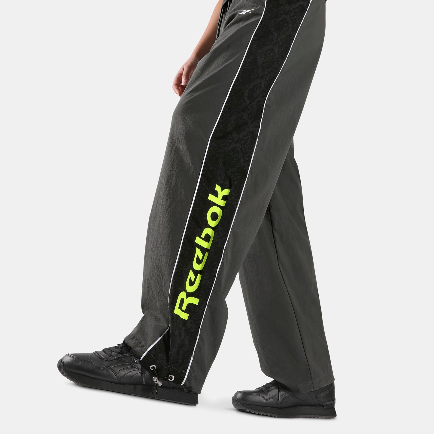REEBOK APPAREL WOMEN Sidewinder Ripstop Track Pants GREY 6/DIGITAL LIME