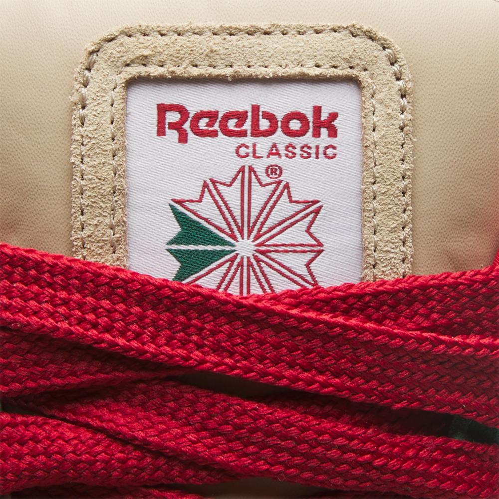 Reebok Footwear Men Club C Bulc Shoes DRKGRN/OAT/CLAYEL