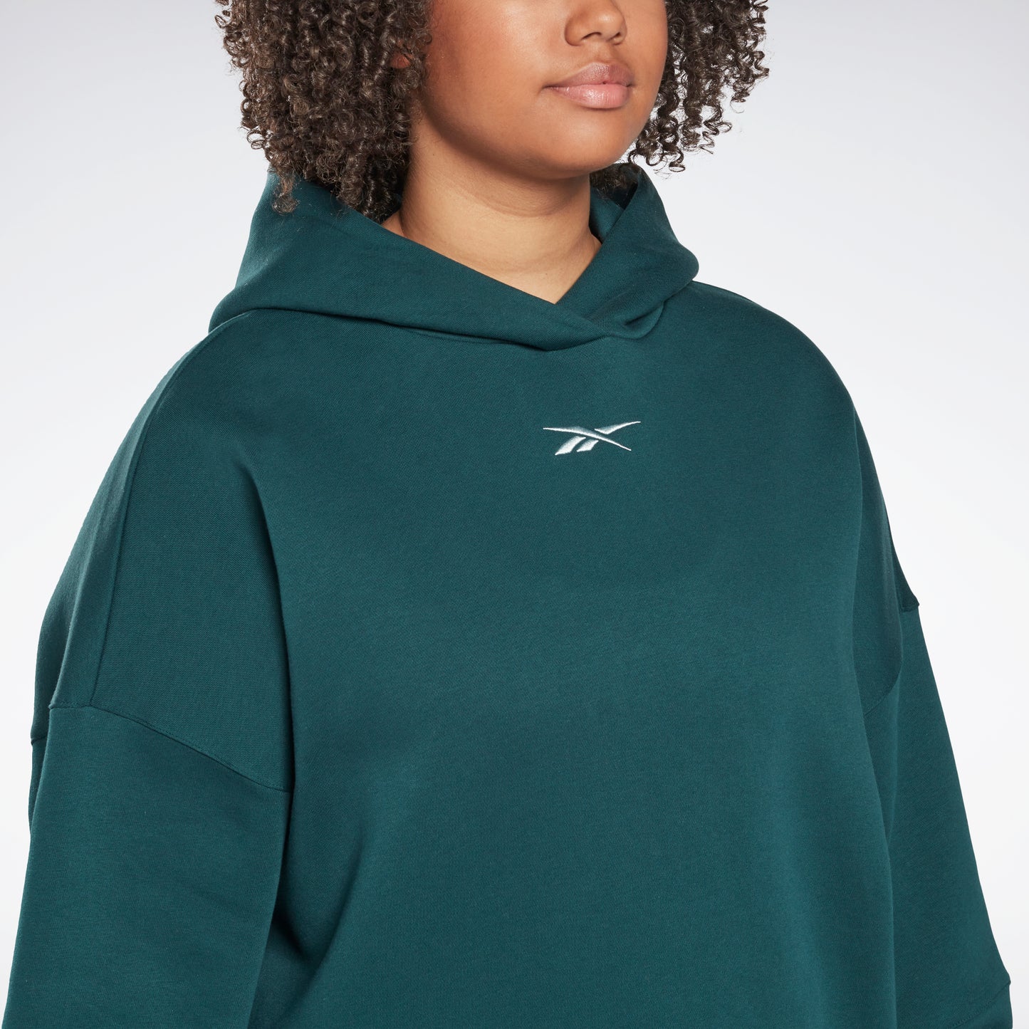 Reebok Apparel Women Studio Recycled Oversize Hoodie (Plus Size) Forgrn