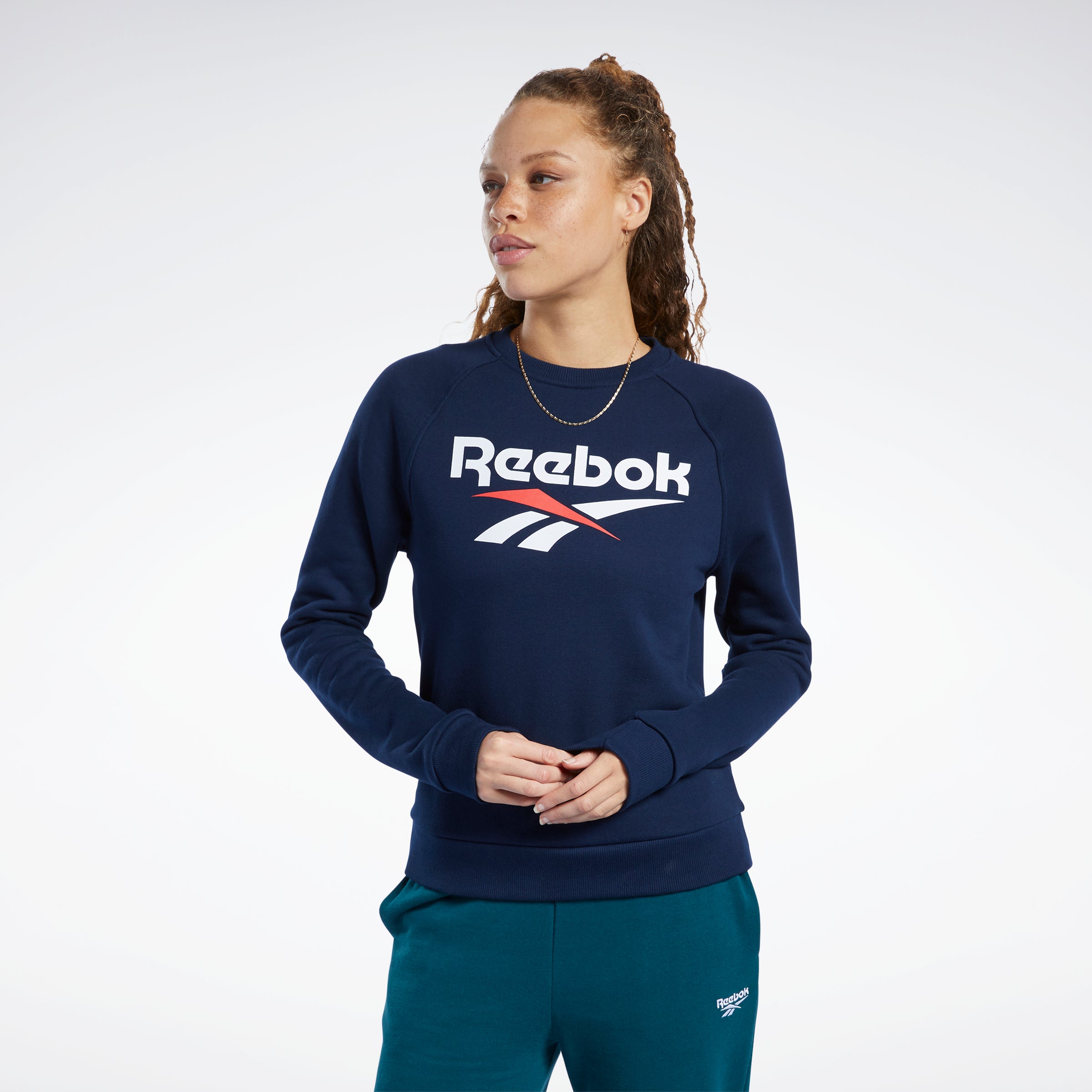 Reebok Apparel Women Classics Vector Crew Sweatshirt Conavy – Reebok Canada