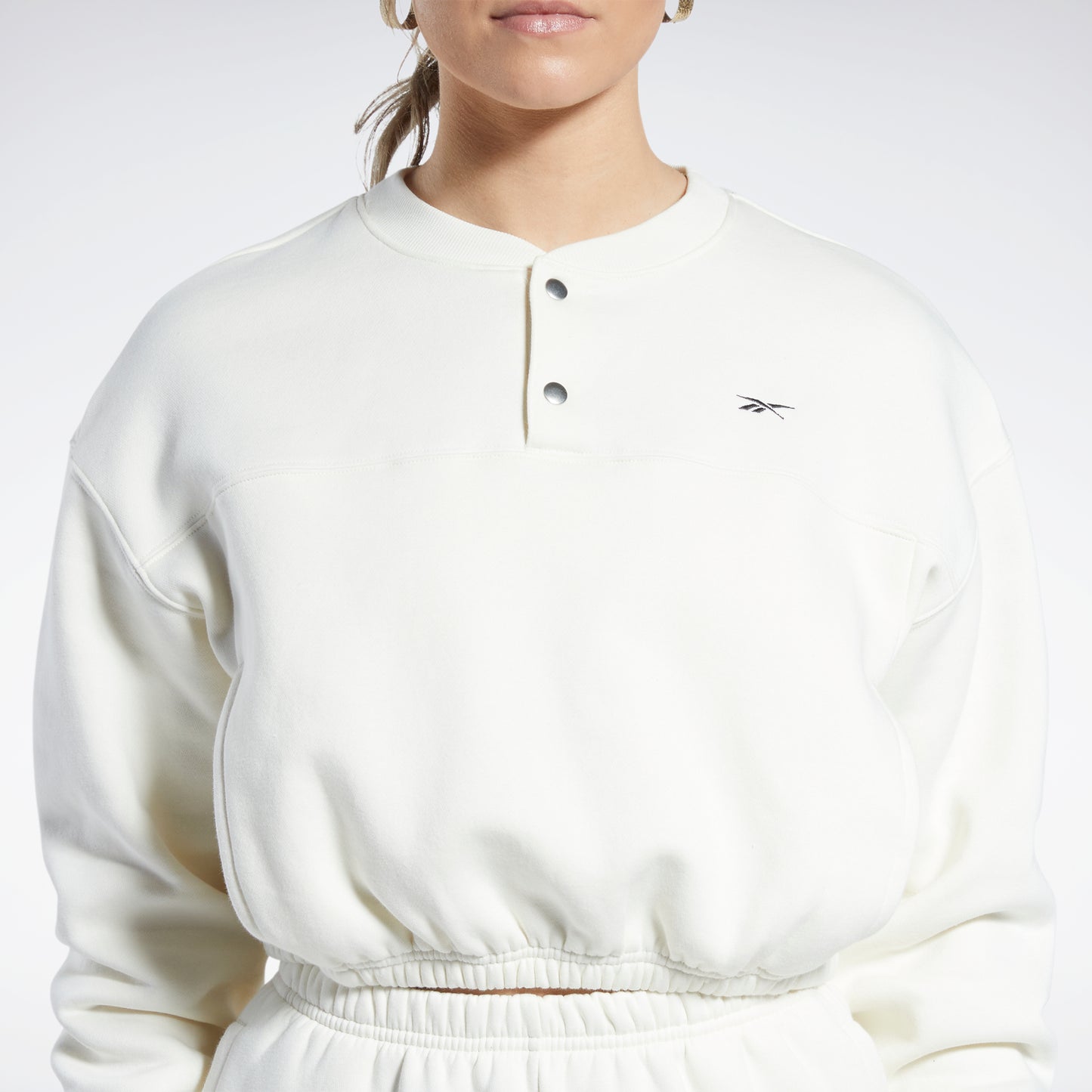 Reebok Apparel Women Classics Fleece Sweatshirt Clawht