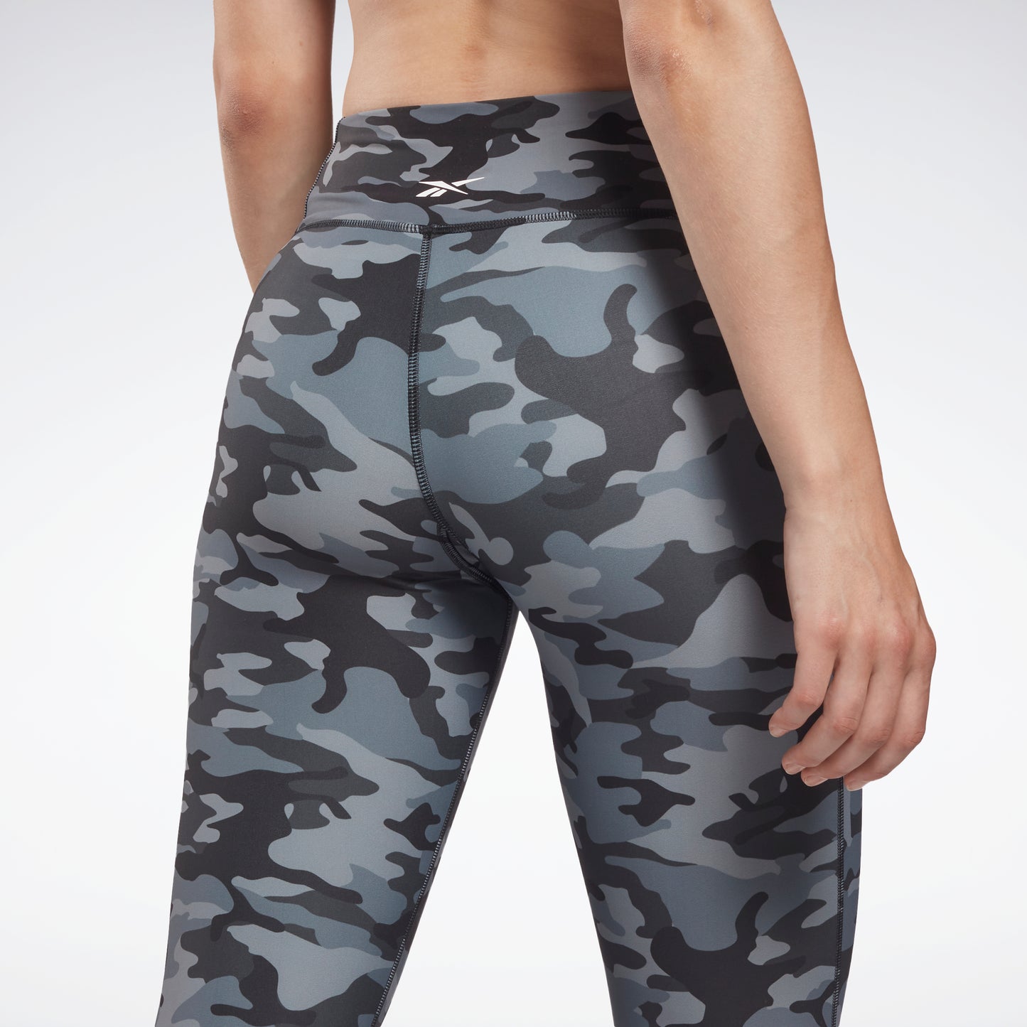 Reebok Apparel Women Lux Bold Camo Print Leggings Noirs