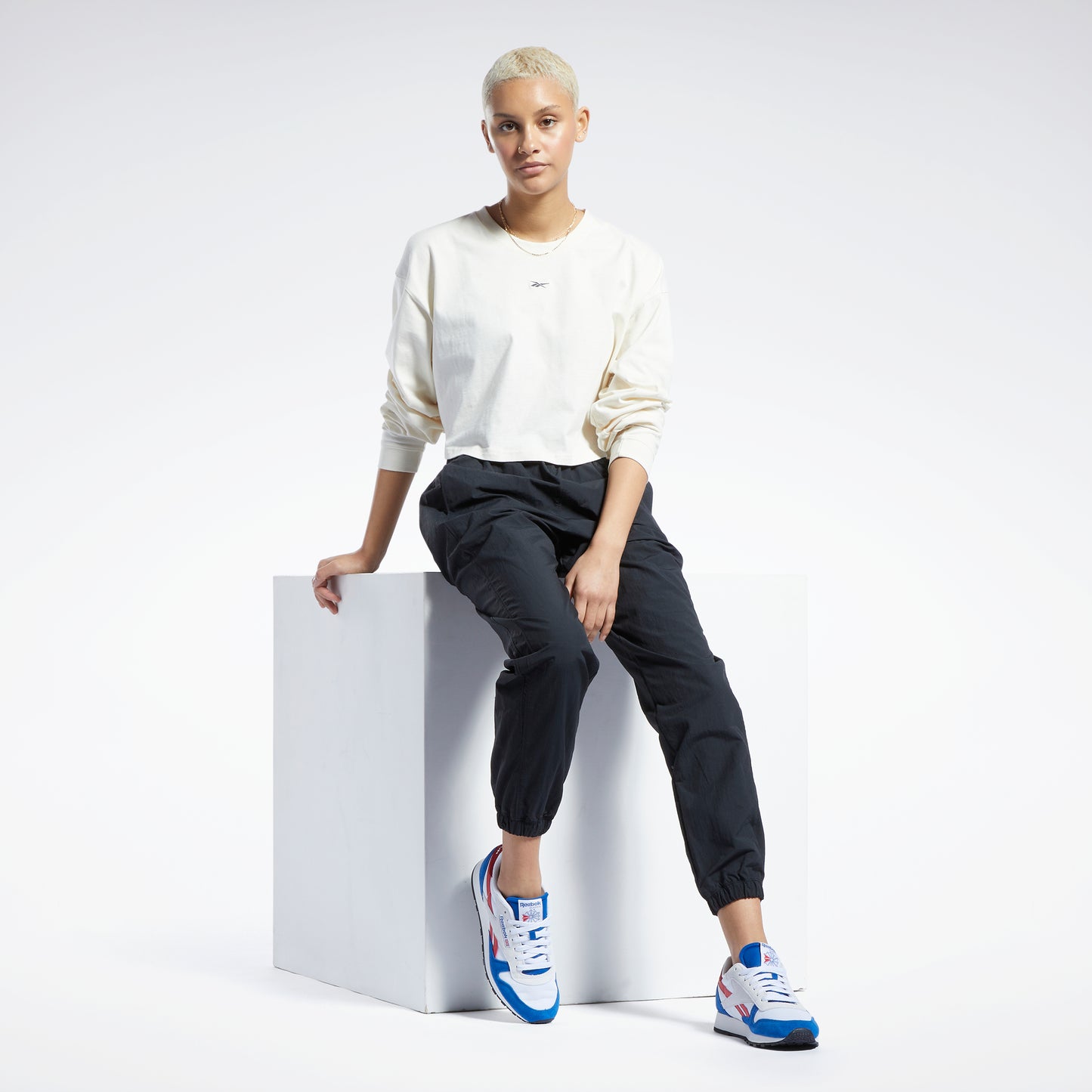 Reebok Apparel Women Classics Cotton Long-Sleeve Top Clawht