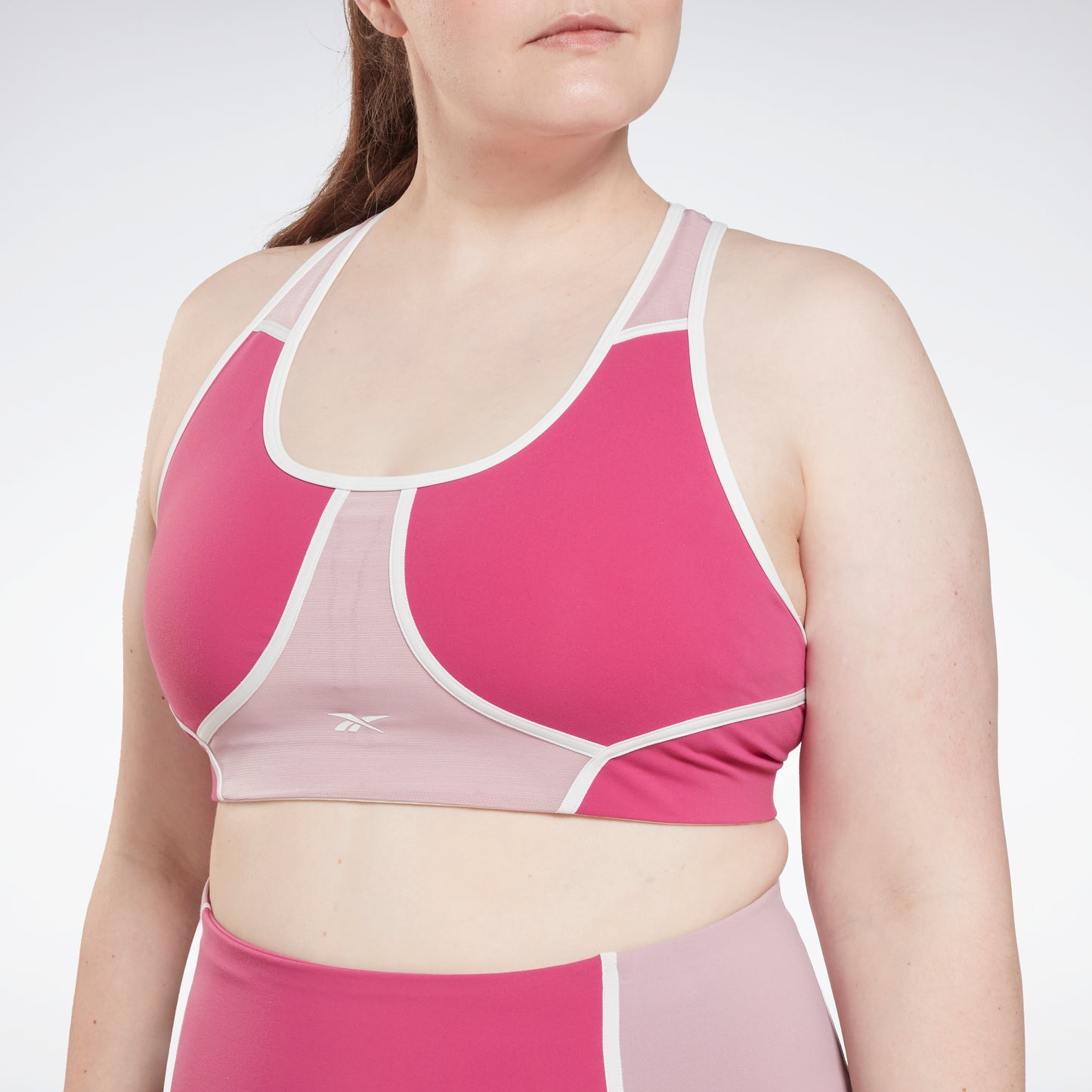 Reebok Apparel Women Lux Racer Colorblocked Padded Bra (Plus Size) Seprpi