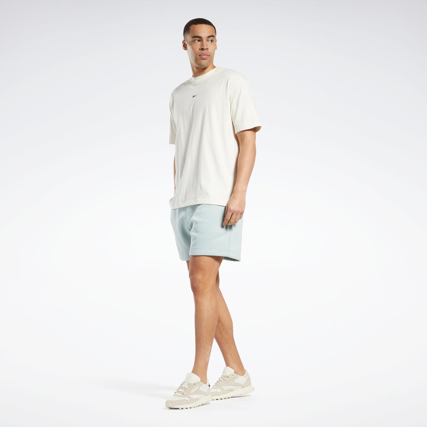 Reebok Apparel Men Classics Wide T-Shirt Clawht