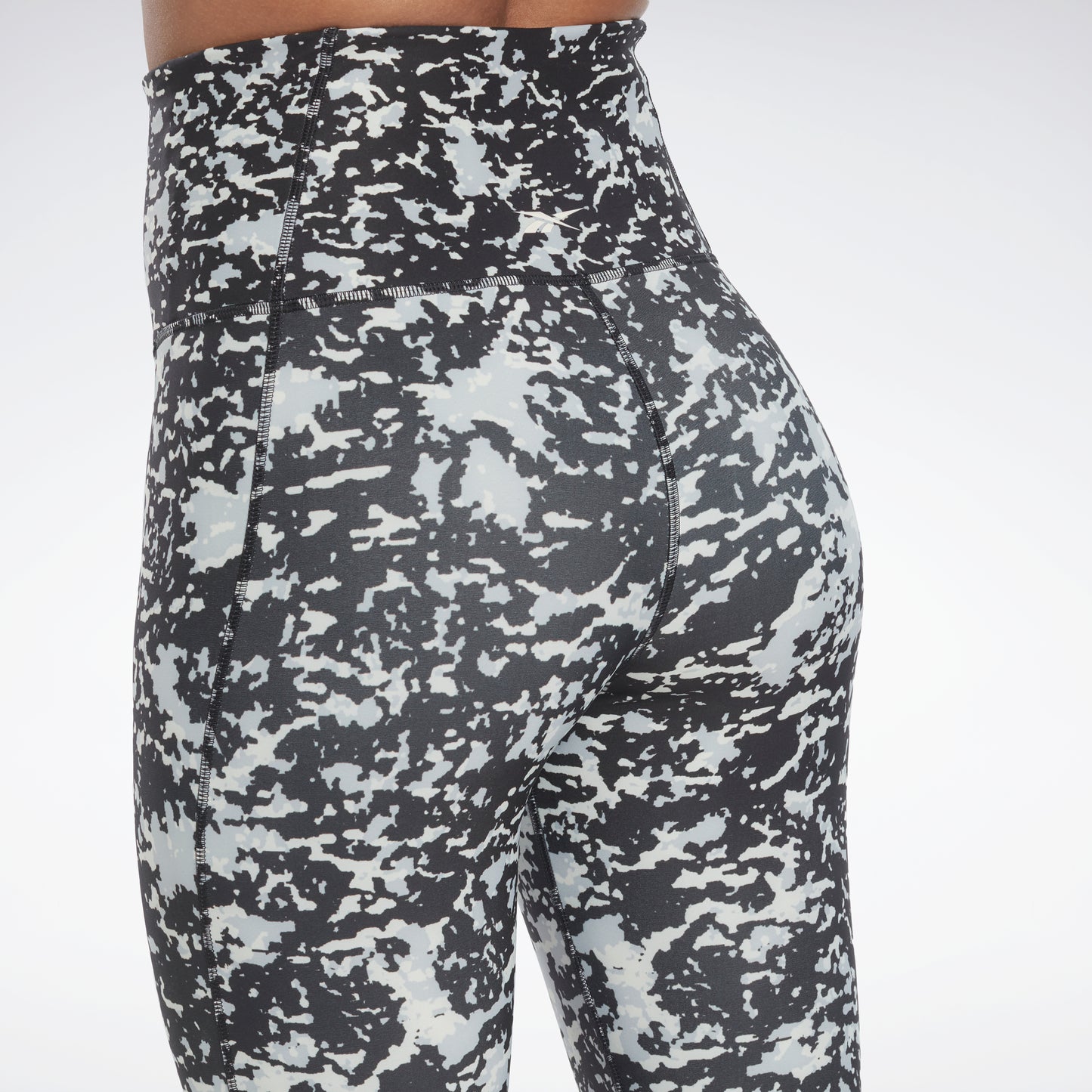 Reebok Apparel Women Lux 2.0 Speckle Modern Safari Leggings Black