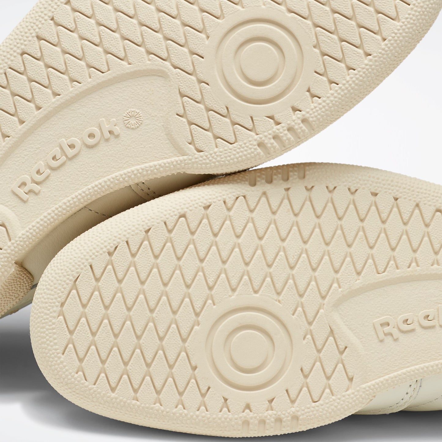 REEBOK FOOTWEAR UNISEX CLUB C 85 VINTAGE UNISEX TOP-CHALK/PAPERWHT/GLEN GREEN