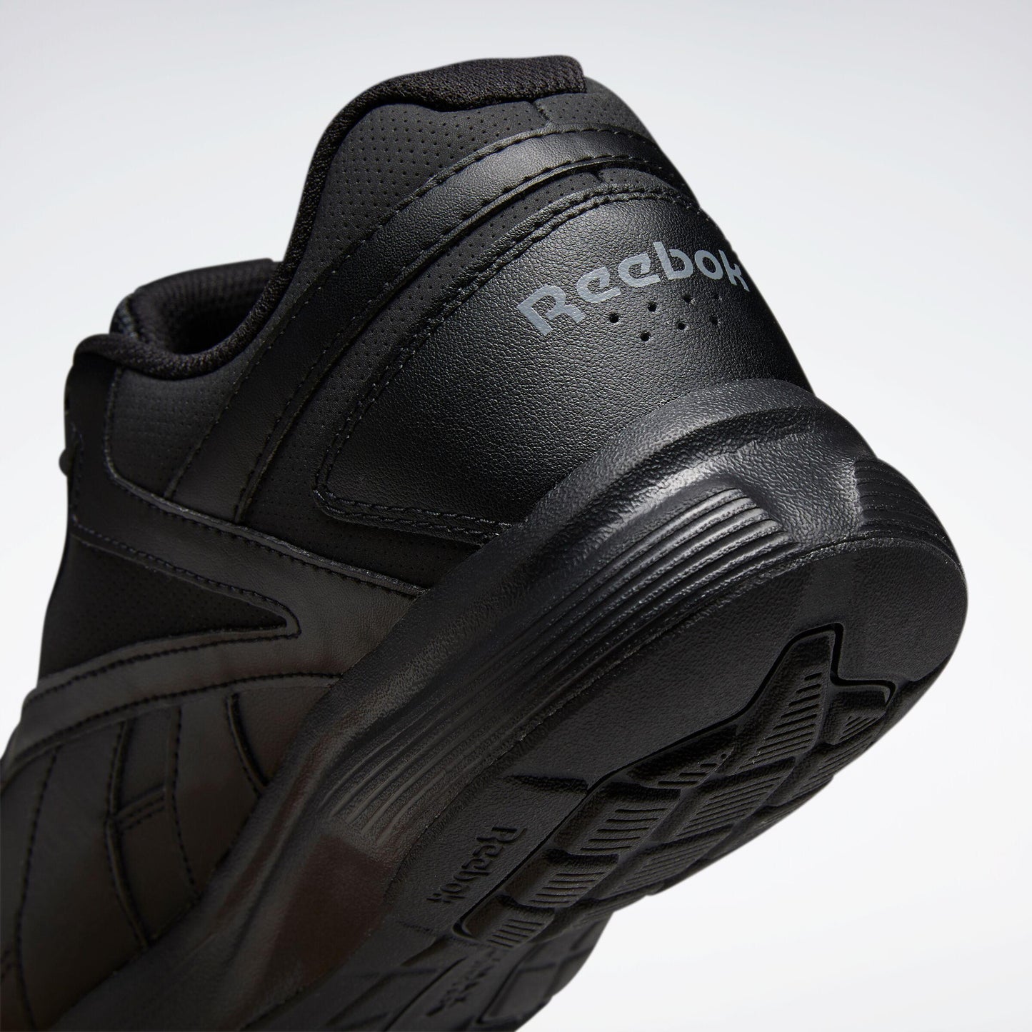 Chaussures Reebok Footwear Hommes Walk Ultra 7.0 Dmx Max Chaussures extra-larges Noir/Cdgry5/Croyal