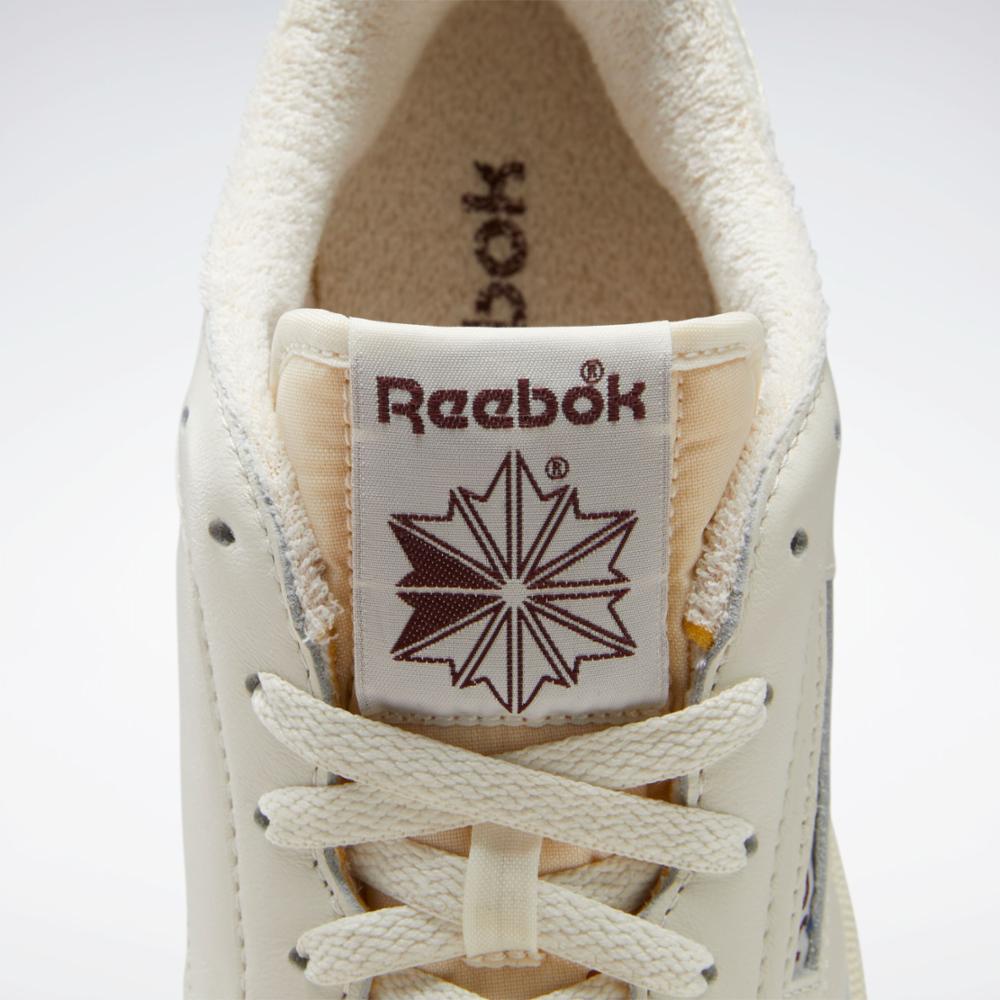 Reebok Footwear Men Club C 85 Vintage Shoes CHALK/ALABASTER/MAROON