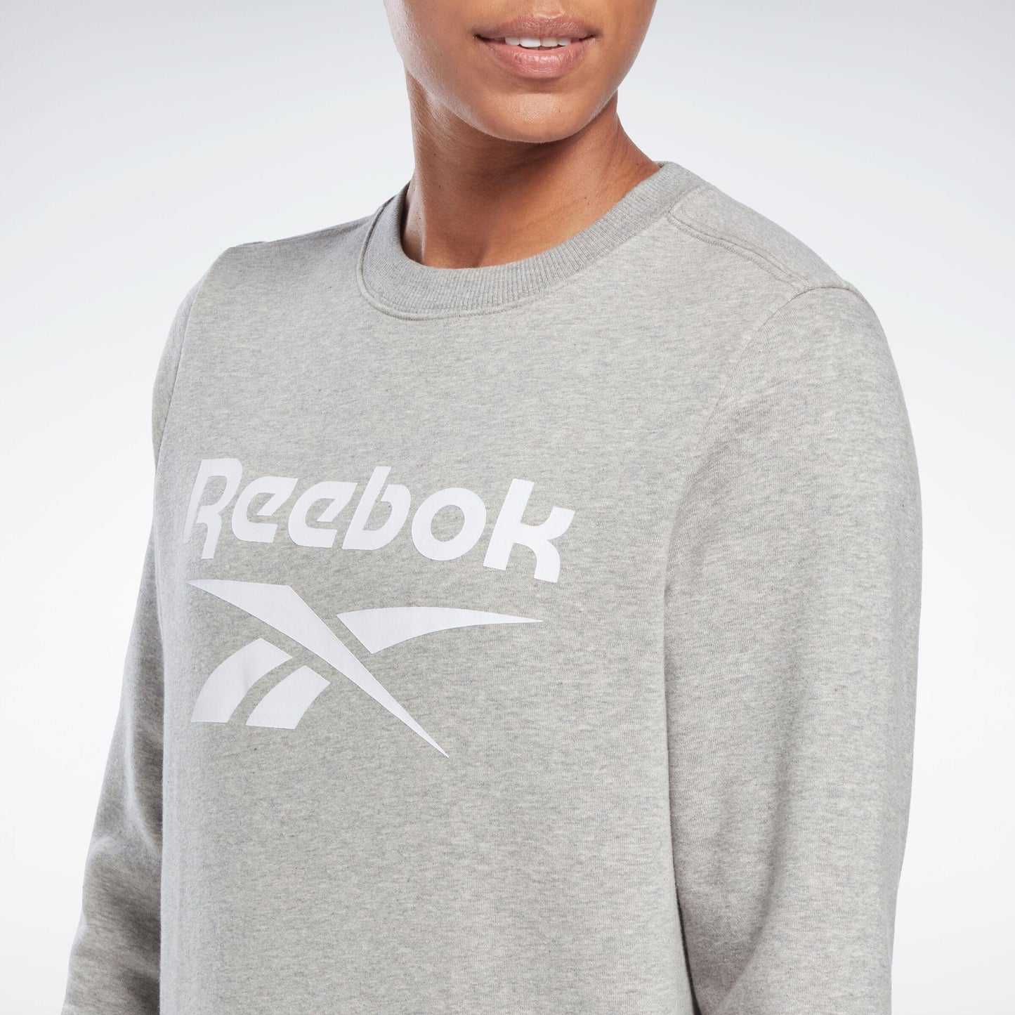 Reebok Apparel Women Reebok Identity Big Logo Fleece Crew Sweatshirt MEDIUM GREY HEATHER