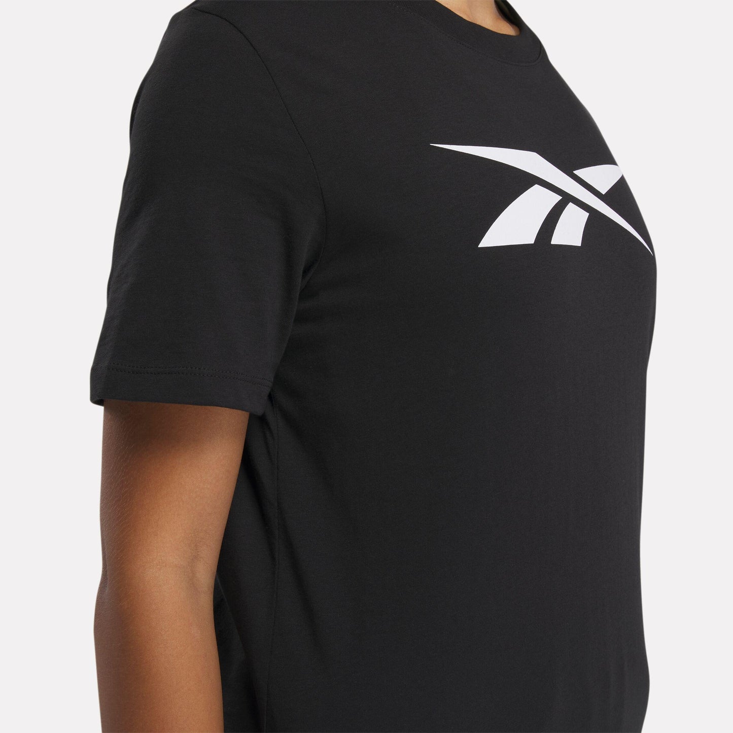 Reebok Apparel Women Vector Graphic T-Shirt BLACK