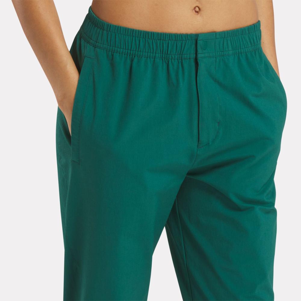 Reebok Apparel Women Active Collective SkyStretch Woven Pants COLLEGIATE GREEN