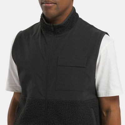 Reebok Apparel Men Active Collective SkyStretch Winter Vest BLACK