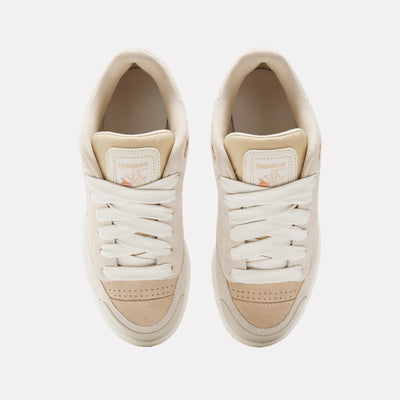 Reebok Footwear Women Club C Bulc Clean Shoes SAND/TAN/CLAY