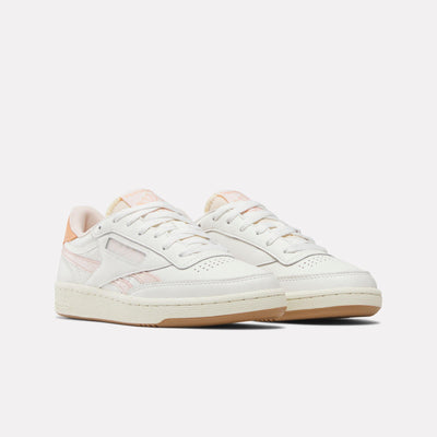 Reebok Footwear Women Club C Revenge Vintage Shoes CHALK/BLEACHEDPEACH/SUNKISSEDO