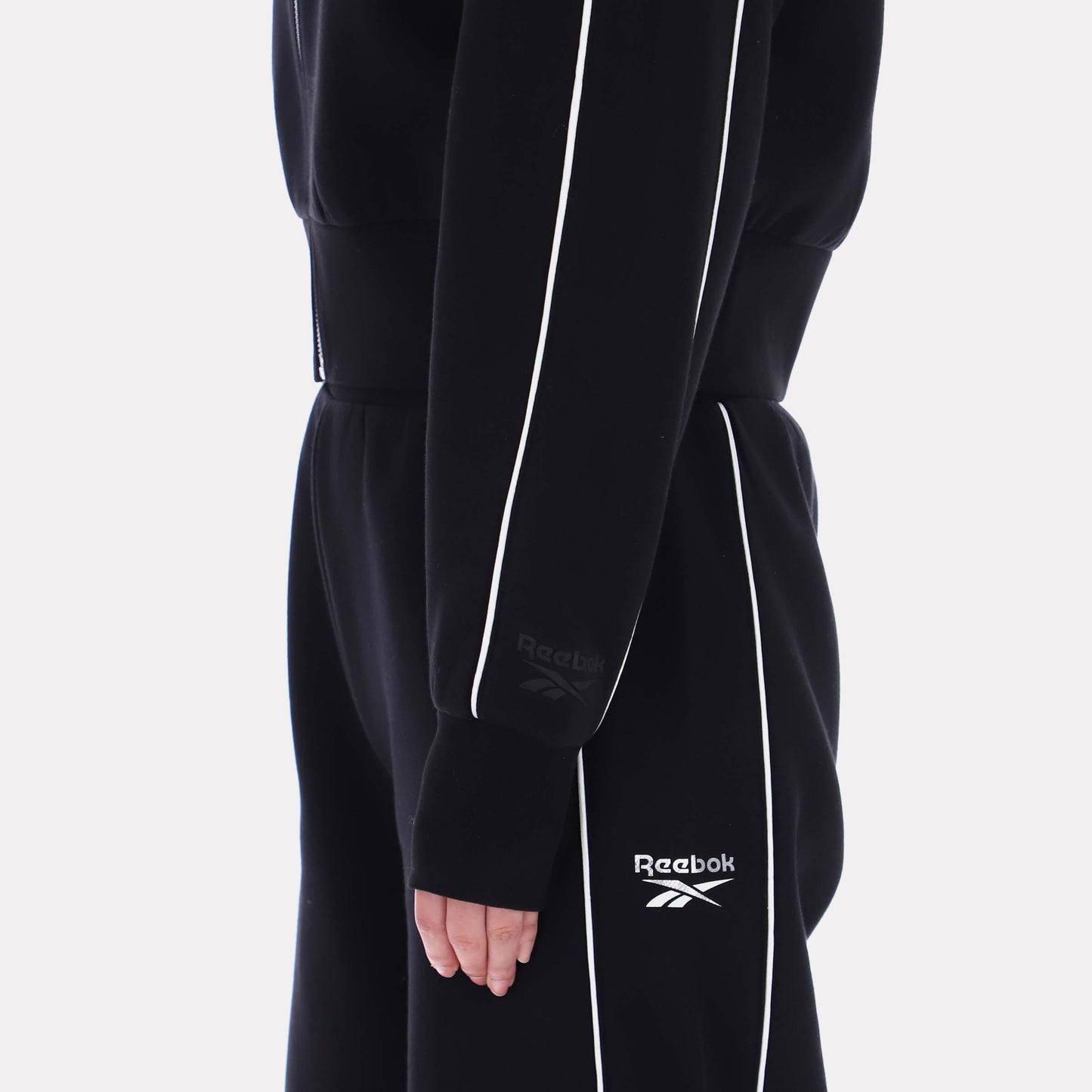 Reebok Apparel Women Off-Duty Cropped Jacket BLACK