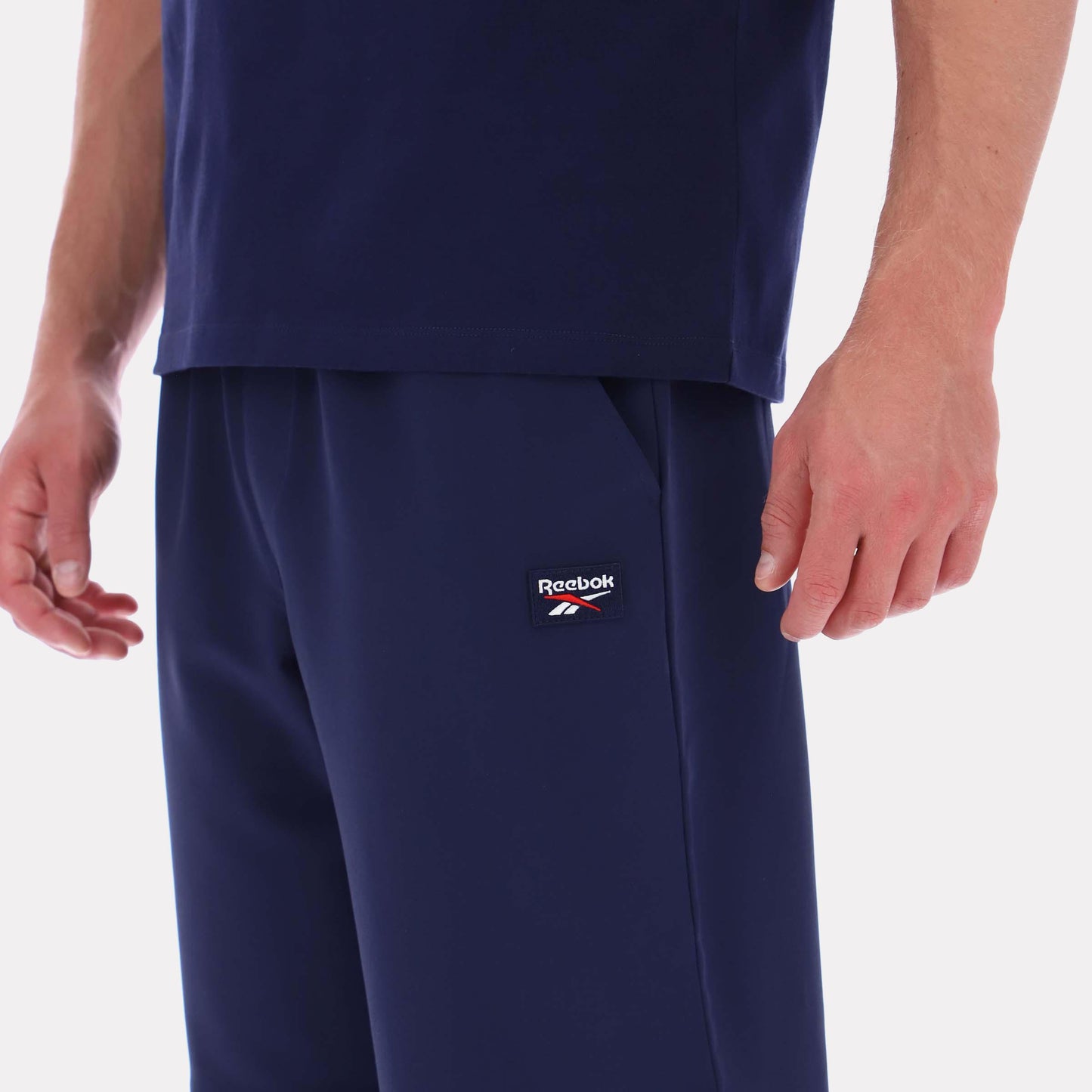 Reebok Apparel Men Reebok Core Move Pants VECTOR NAVY