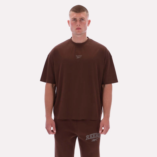 Reebok Apparel Men Varsity Graphic T-Shirt CAMPUS BROWN