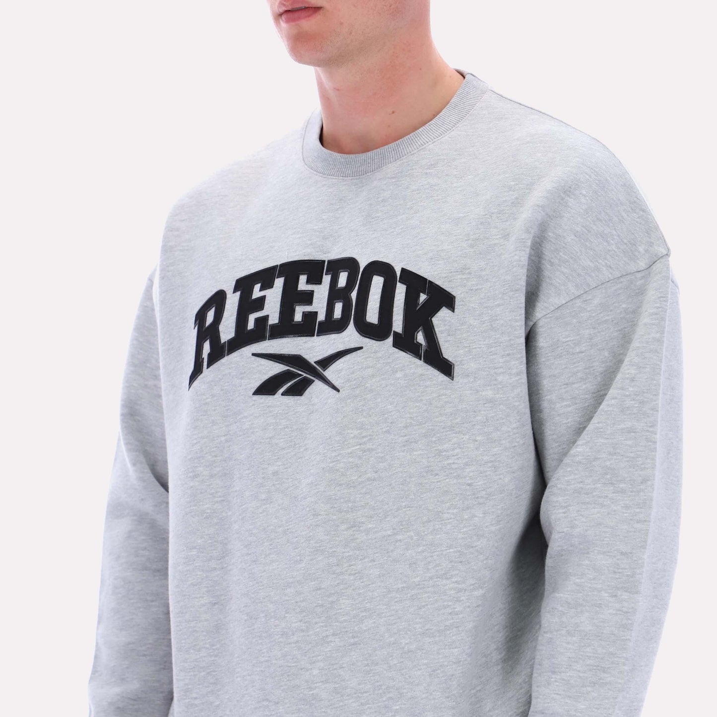 Reebok Apparel Men Classics Varsity Graphic Sweatshirt LIGHT GREY MARL