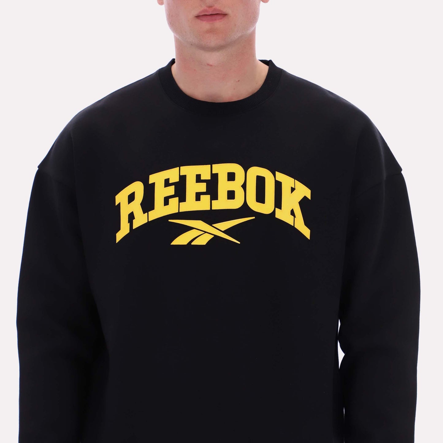 Reebok Apparel Men Classics Varsity Graphic Sweatshirt BLACK