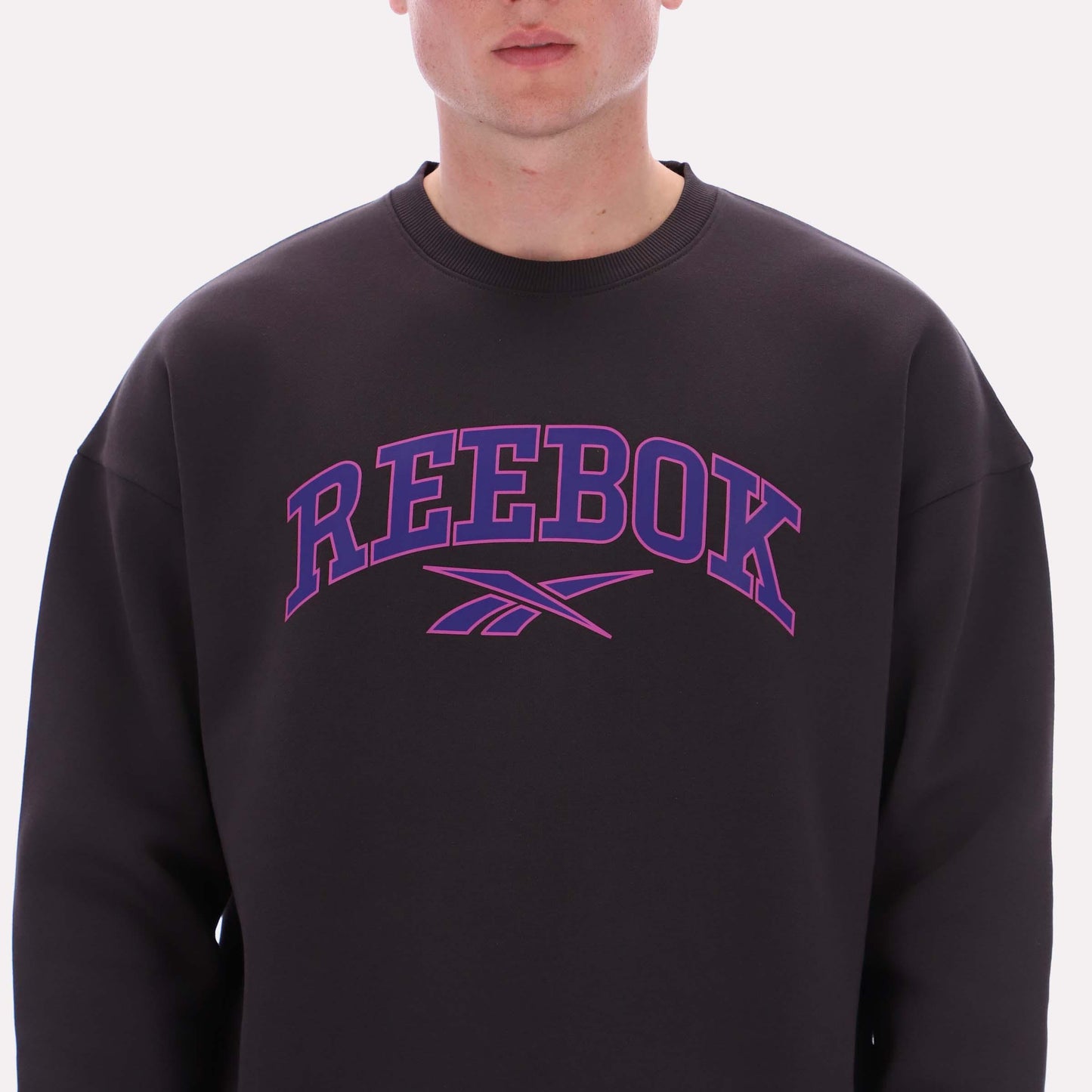 Reebok Apparel Men Varsity Graphic Sweatshirt WASHED BLACK