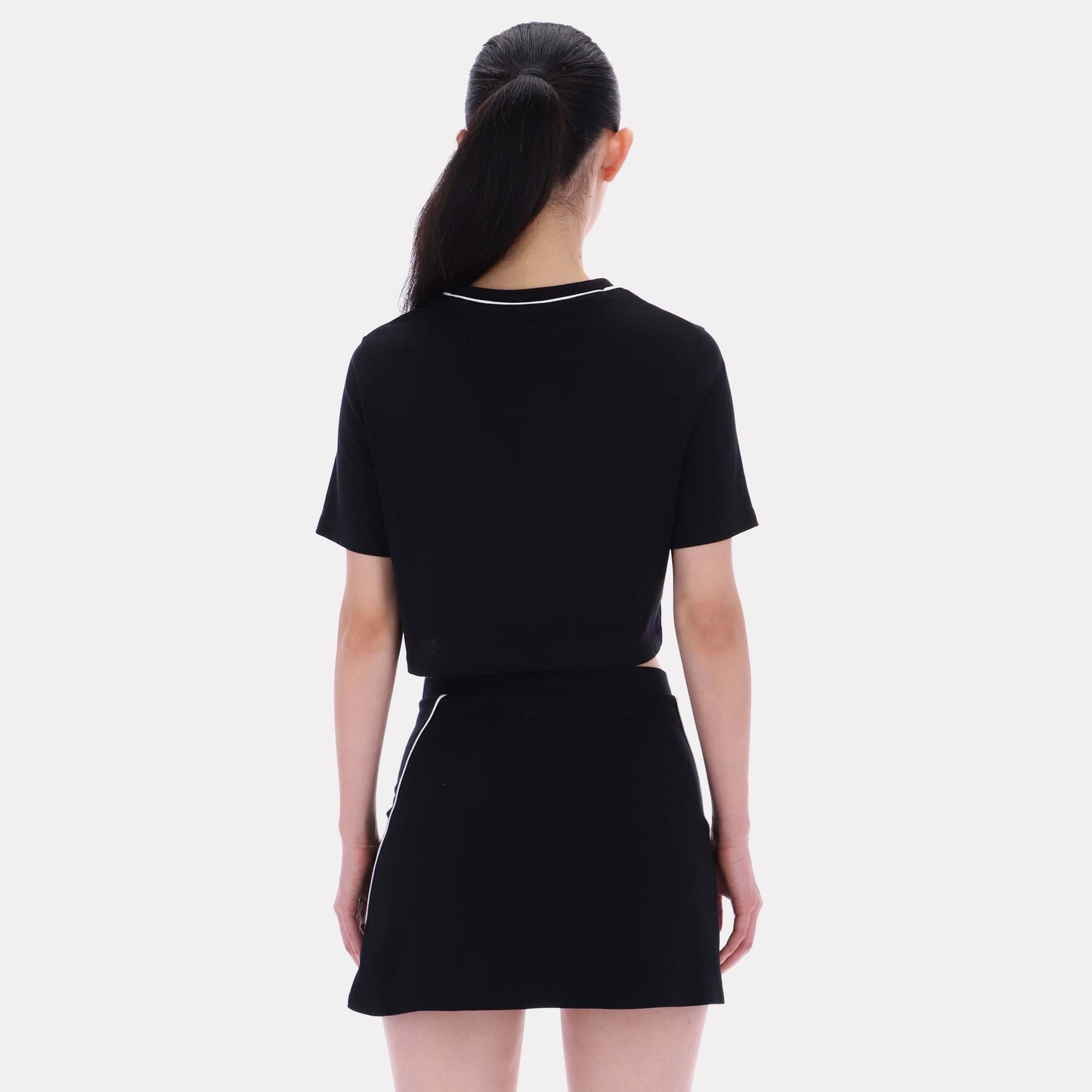 Reebok Apparel Women Cropped Small Logo T-Shirt BLACK