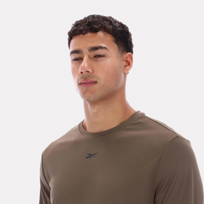 Reebok Apparel Men ID Train Long Sleeve Tech Tee VECTOR NAVY