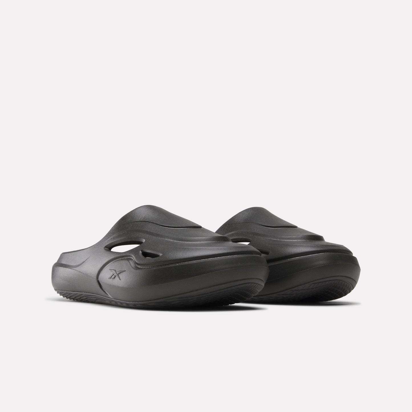 REEBOK FOOTWEAR UNISEX DMX Recovery Mules BLACK/BLACK/BLACK