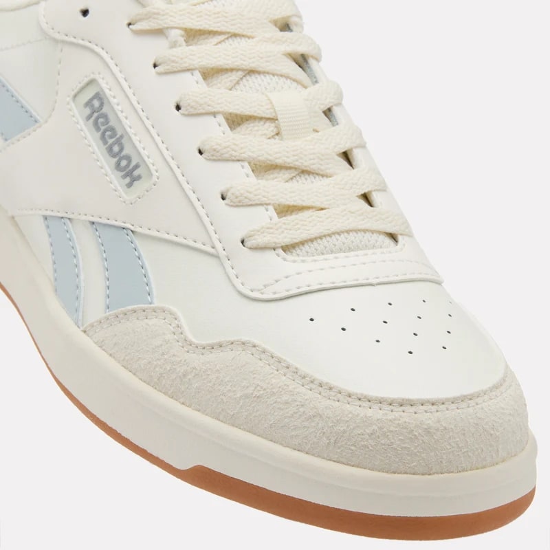 REEBOK FOOTWEAR UNISEX Court Advance Shoes CHALK/SIMPLEGREY/GUM