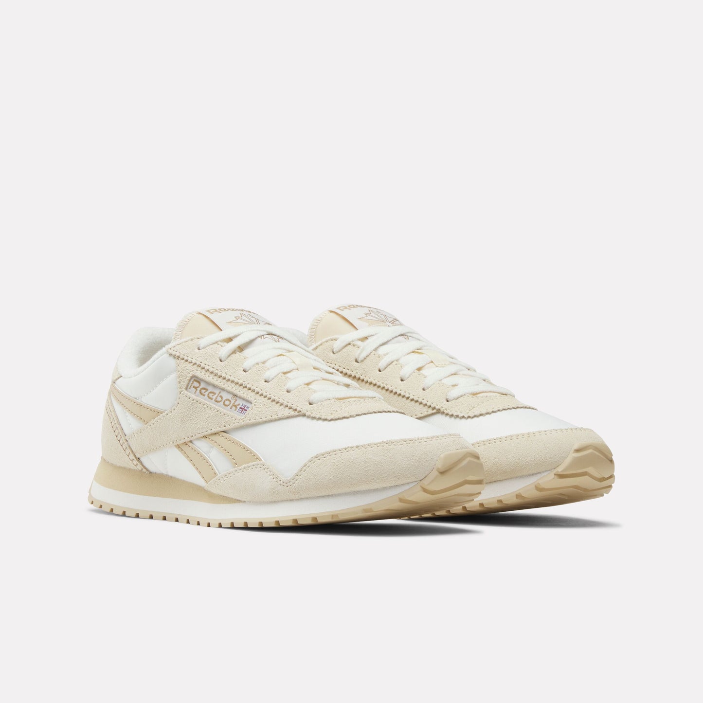 REEBOK FOOTWEAR WOMEN Classic AZ Shoes CHALK/SIMPLEBEIGE/GINGERROOT
