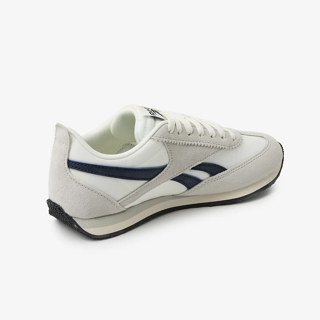 REEBOK FOOTWEAR UNISEX R100 Shoes CHALK/SOFTGREY/VECTORNAVY