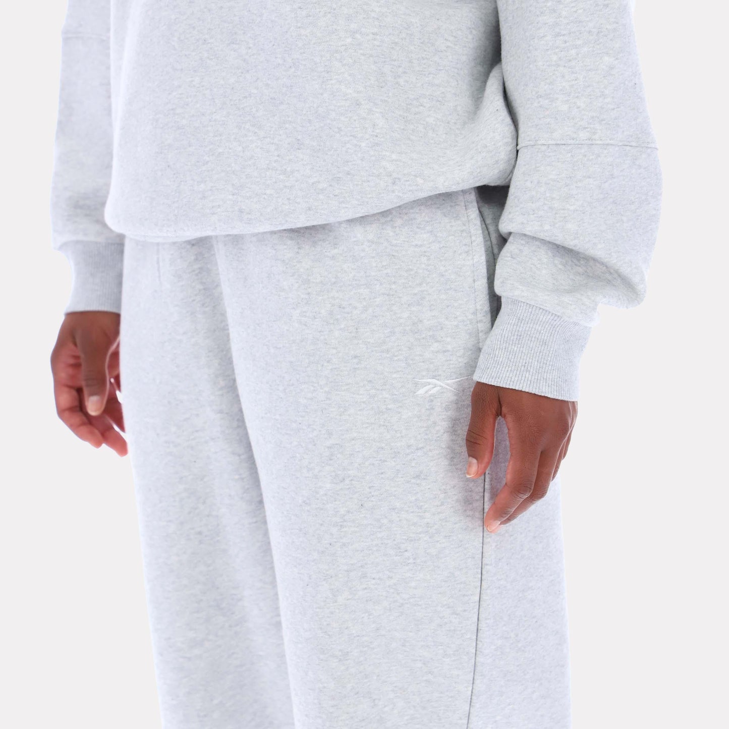 Reebok Apparel Women Lux Fleece Sweatpants SILVER MARL