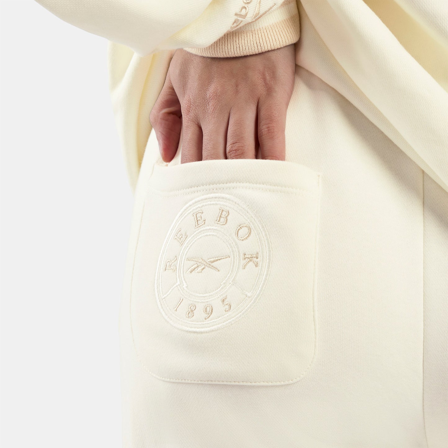 REEBOK APPAREL WOMEN Lawn Club Jogger Pants CHALK