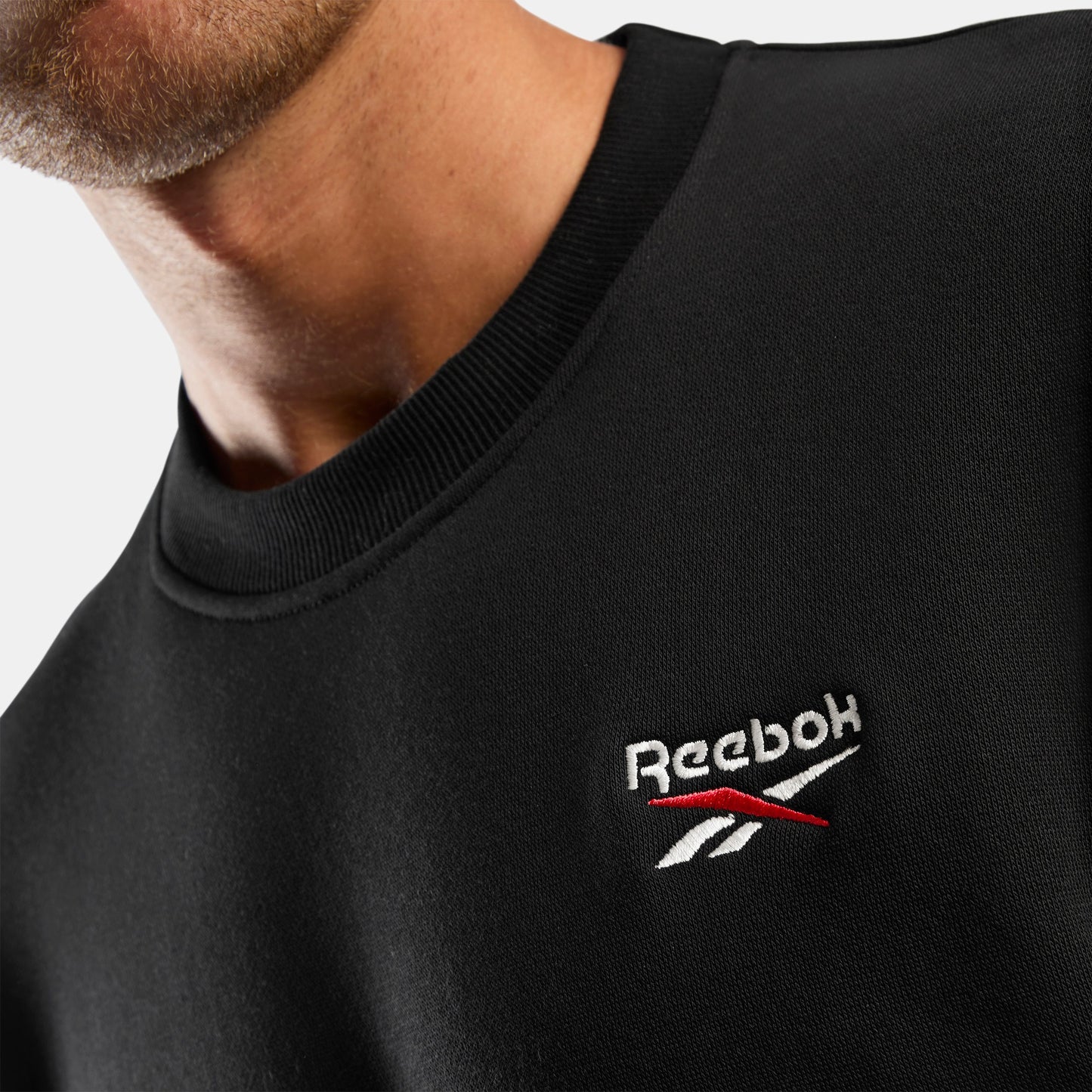 REEBOK APPAREL MEN ID Logo Fleece Crew Sweatshirt BLACK
