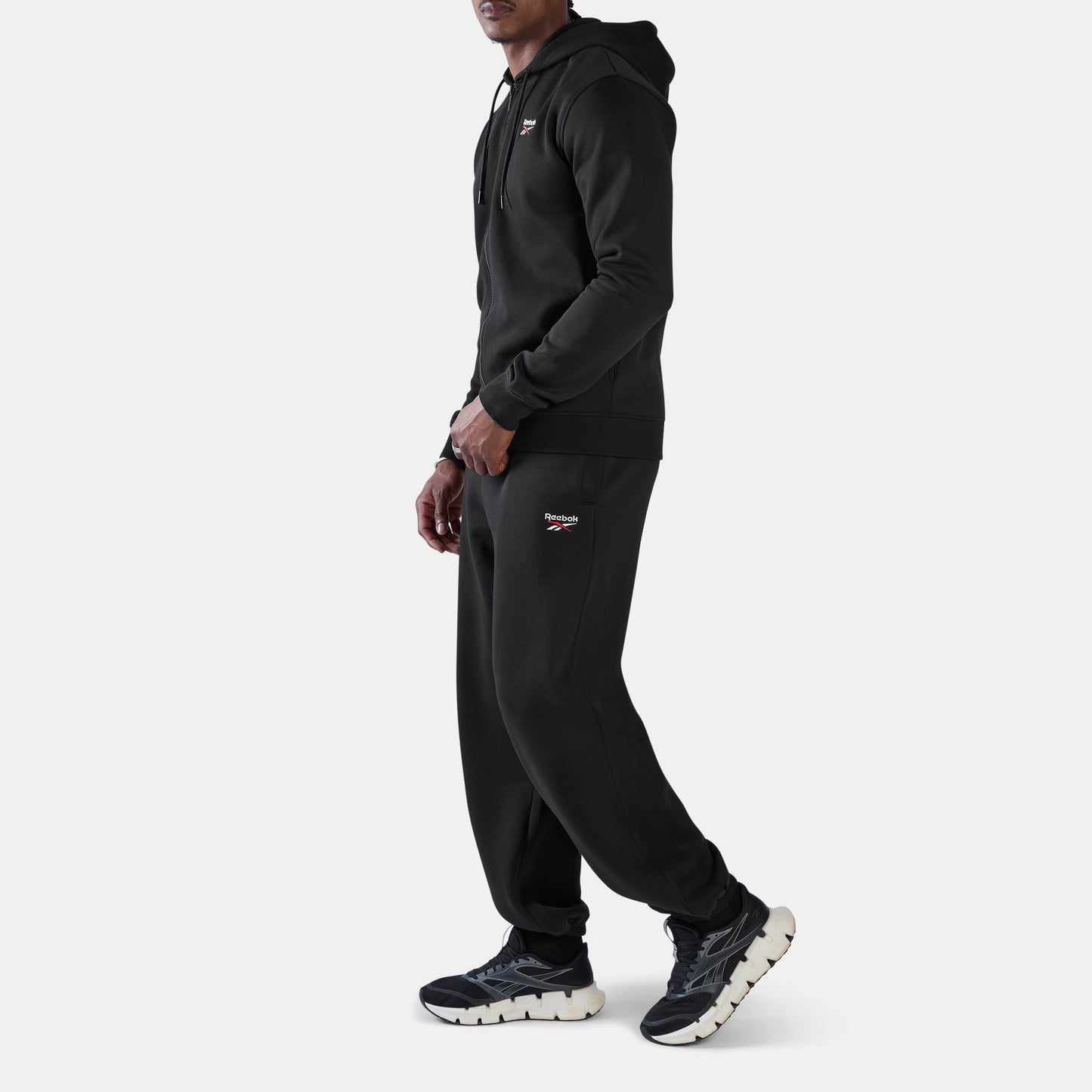 REEBOK APPAREL MEN ID Logo Relaxed Fleece Pants BLACK