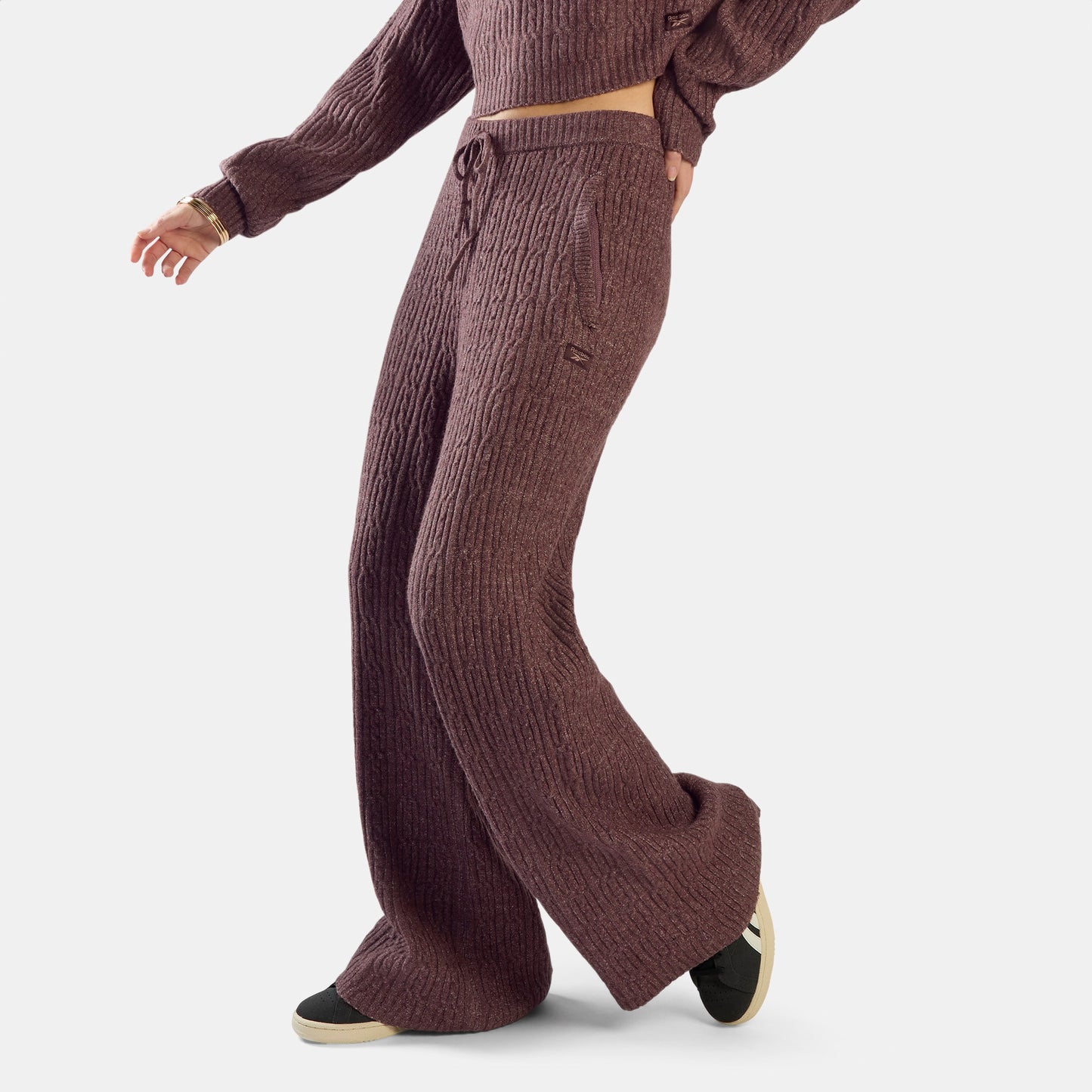 REEBOK APPAREL WOMEN Elevated Cable Knit Track Pants DARK COCOA
