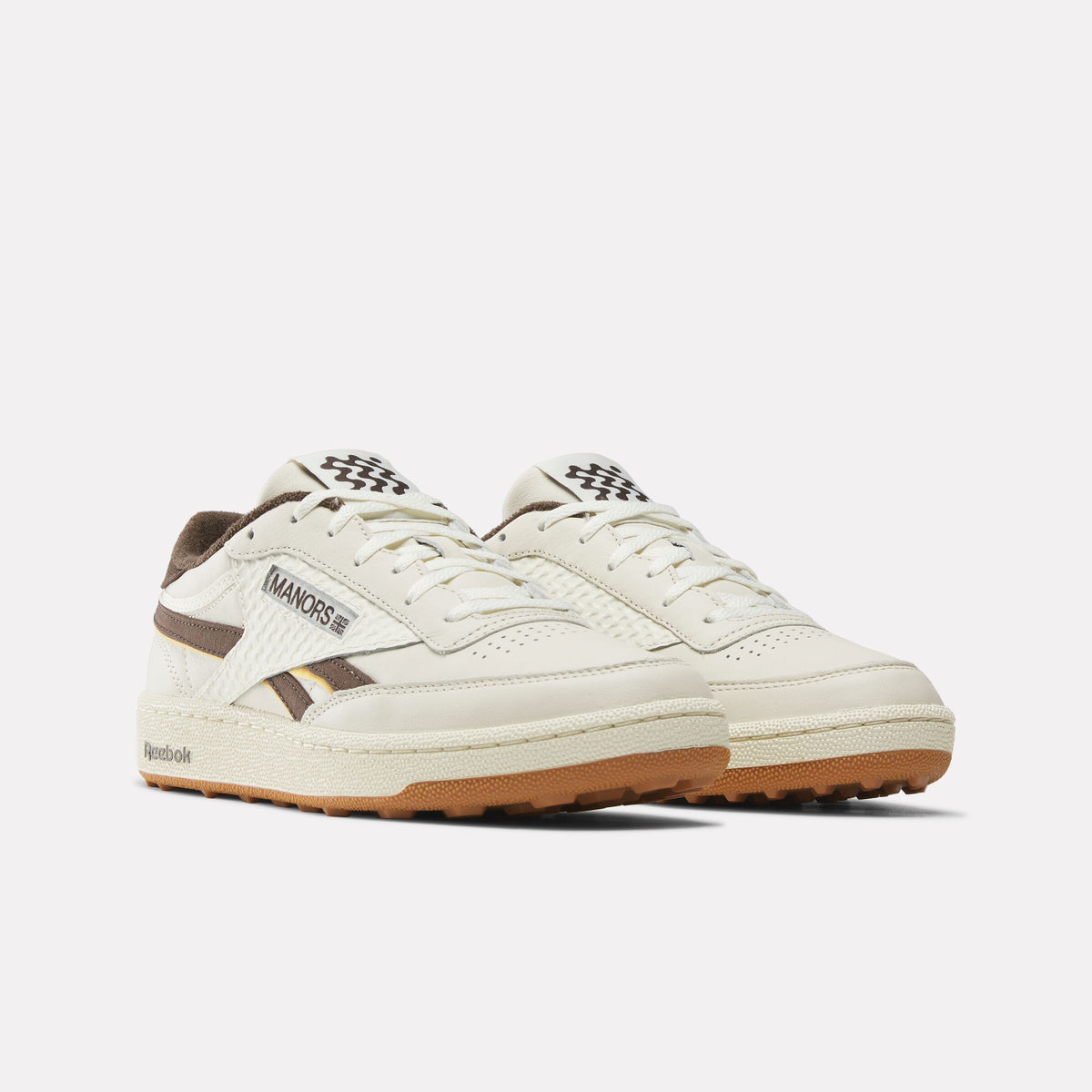 REEBOK FOOTWEAR UNISEX Reebok x Manors Club C Revenge Golf Shoes VINTAGE CHALK/ESPRESSO/RBK GUM