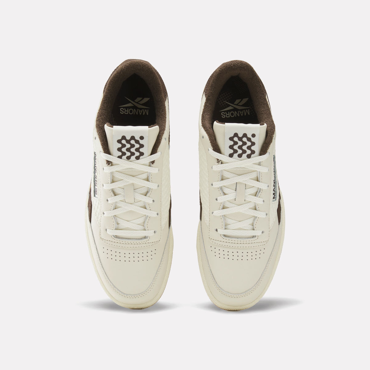 REEBOK FOOTWEAR UNISEX Reebok x Manors Club C Revenge Golf Shoes VINTAGE CHALK/ESPRESSO/RBK GUM