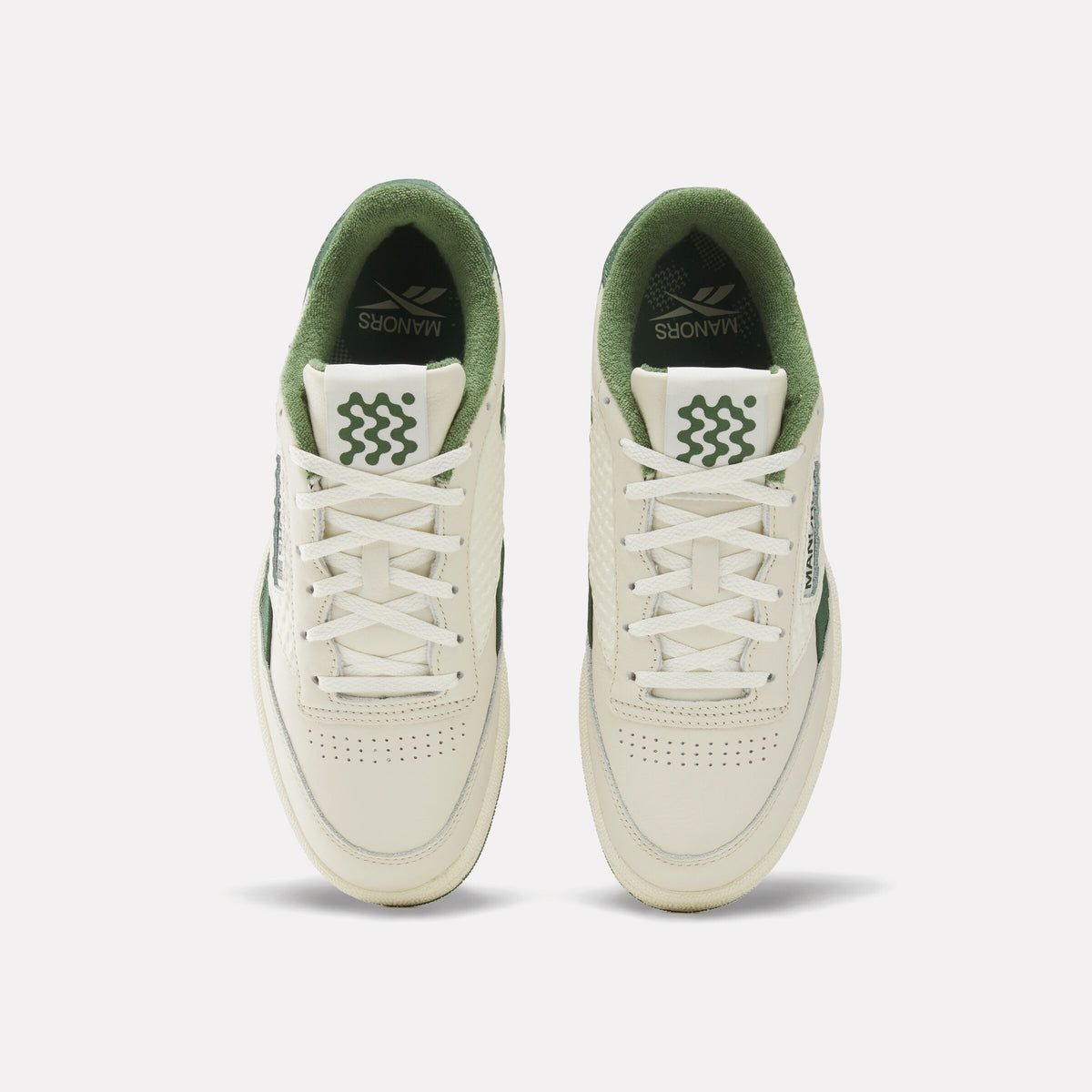 REEBOK FOOTWEAR UNISEX Reebok x Manors Club C Revenge Golf Shoes VINTAGE CHALK/ LEGACY GREEN