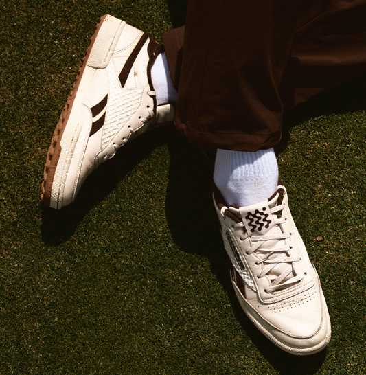 REEBOK FOOTWEAR UNISEX Reebok x Manors Club C Revenge Golf Shoes VINTAGE CHALK/ESPRESSO/RBK GUM